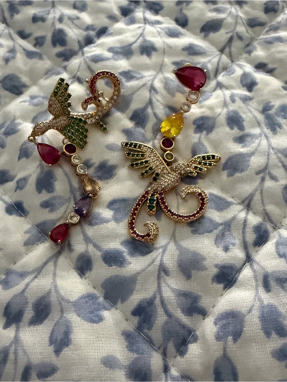 Elegant Multicolor Bird Drop Earrings - Gold Tone